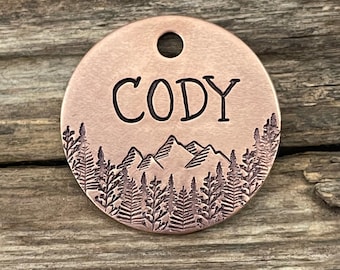 Placa de identificación para perros, placa de identificación para mascotas, placa de identificación para perros personalizada, placa de identificación para gatos, placa de identificación para perros con árboles de montaña, placa de identificación personalizada para collar, placa de identificación para cachorros, regalo para mascotas, The Mountain
