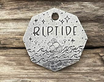 Placas de identificación para perros, placa personalizada, placa de identificación para mascotas, placa personalizada, suministros para mascotas, Metal Hounds, barco, mar, barco, placa para collar, The Riptide