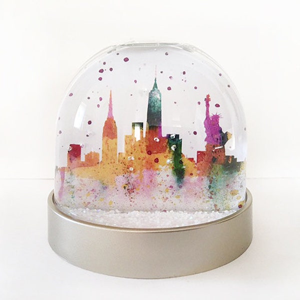 Snow Globe of New York, watercolour images of Empire state, Liberty, Freedome Tower, Newyork Skyline, Freedom and Liberty Xmas decoration