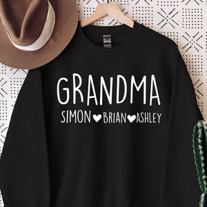 Grandma Sweatshirt, Personalized Grandma Sweat, Grandkids Names Sweat, Custom Nana Sweater
