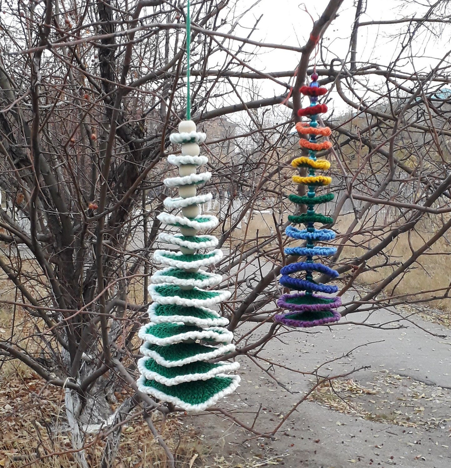 Spinner Patterns Seasonal Wind Spinner Crochet Patterns – 4 Designs