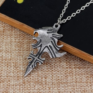 Final Fantasy VIII FF8 Sleeping Lion Head Pendant Necklace