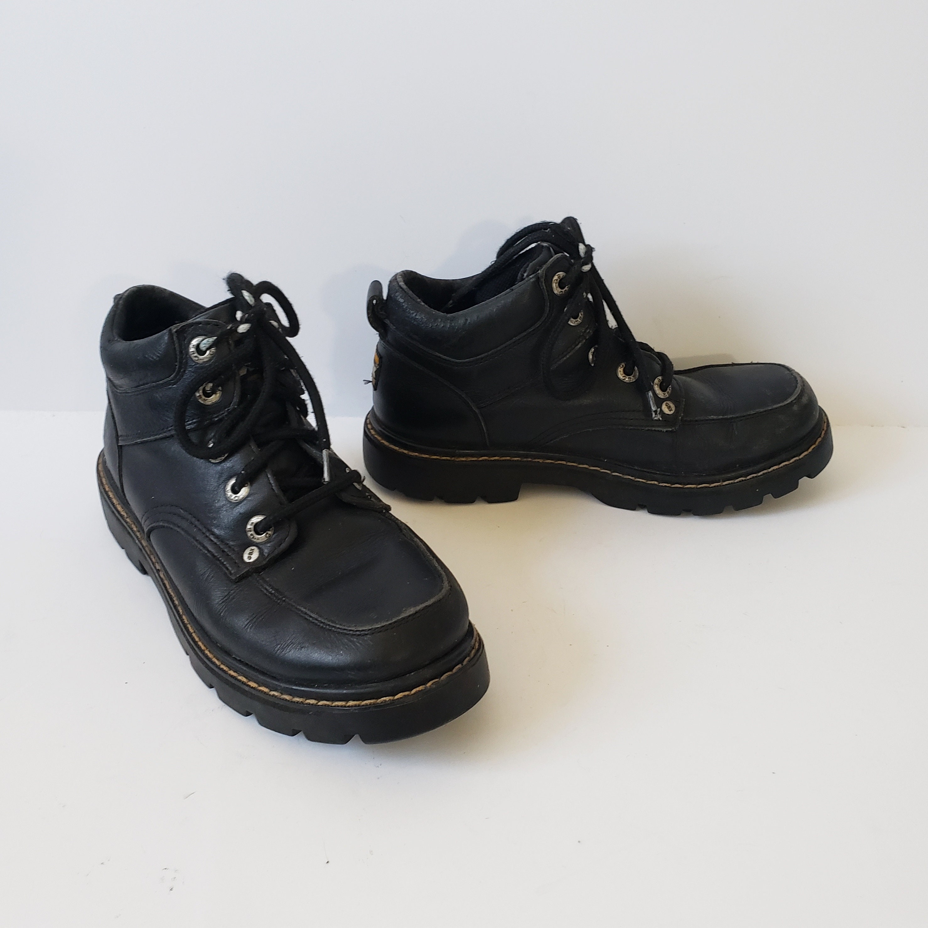 90s GBX Black Leather Combat Boots: Chunky Heel Ankle Boots