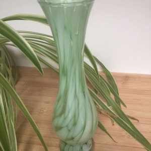 Glass vase/Green and white vase/Vintage