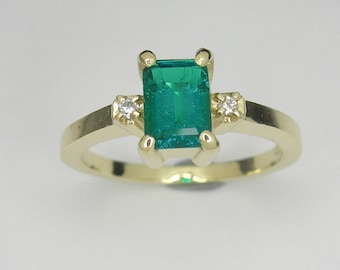 Gold ring emerald | Etsy