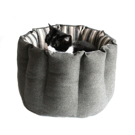 Pouf De Laine Pour Le Panier Chat Chats Celebrite Concepteur Etsy Pouf De Laine Pour Le Panier Chat Chats Celebrite Concepteur Etsy