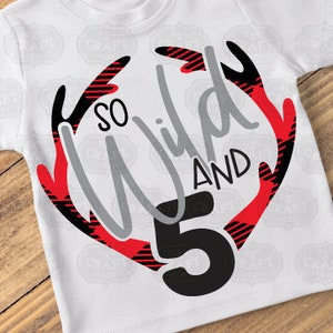 Cinquième anniversaire svg, svg cinq ans, cinq anniversaire svg, sauvage et cinq svg, cinq anniversaire dxf, anniversaire chemise svg, svg bois à carreaux, garçon