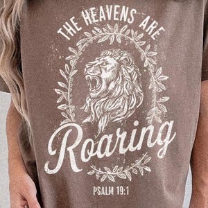 Heavens Are Roaring PNG, Retro Christian T Shirt Design, Aesthetic Jesus Graphic Tee, Bible Verse Sublimation PNG, Vintage Faith Clipart