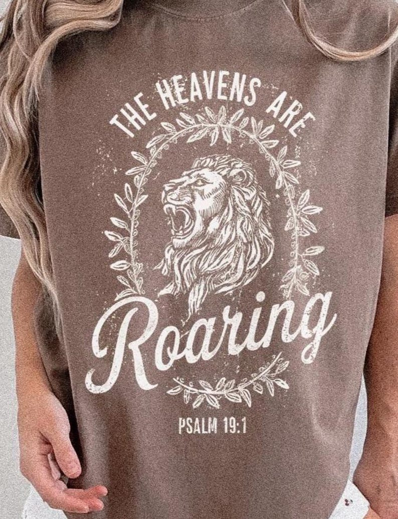 Heavens Are Roaring PNG, Retro Christian T Shirt Design, Aesthetic Jesus Graphic Tee, Bible Verse Sublimation PNG, Vintage Faith Clipart