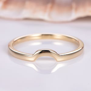 Anel de ouro liso, anel de casamento em ouro amarelo, curvo, ouro liso, faixa sólida, 14k, anel de promessa, joias artesanais, anel de empilhamento