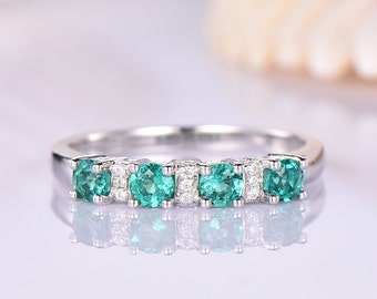 Emerald Moissanite Wedding Band 14k Wit Goud Ronde Cut Edstone Half Eternity Ring Matching Band Stapelen Ring Promise Verjaardag