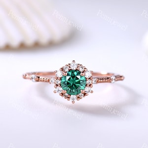Dainty Moissanite Engagement Ring,5mm Round Cut Green Moissanite Anniversary Ring,Exquisite Ring Diamond Wedding Band,Special Christmas Gift