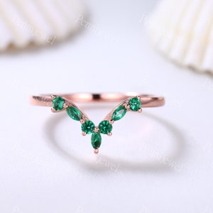 V Shaped Emerald Wedding Band,Marquise Shaped & Round Cut Emerald Ring,Rose Gold,Plain Gold,Emerald Matching Band,Valentine's Gift For Her