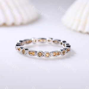 Banda de bodas de citrino de oro blanco, banda de apilamiento a juego de citrino, banda de boda Milgrain, anillo de promesa de aniversario de citrino, regalo para ella, piedra preciosa