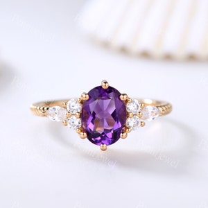 Natural amethyst engagement ring,Oval amethyst ring for women,Vinrage rose gold,Moissanite cluster ring,February birthstone promise ring
