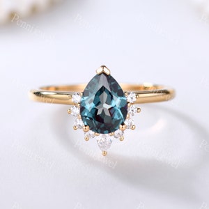 Vintage pear shaped alexandrite engagement ring,moissanite halo ring,14K yellow gold plain gold band,June birthstone,Bridal ring for her