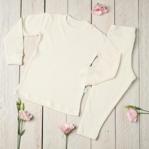Toddler & Kids Merino wool clothing base layer set - Long sleeve underwear T-shirt and leggings