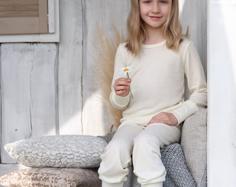 Schlafanzug aus Merinowolle