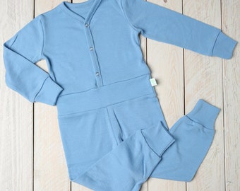 Einteiliger unisex Baby Schlafanzug aus Merino Wolle