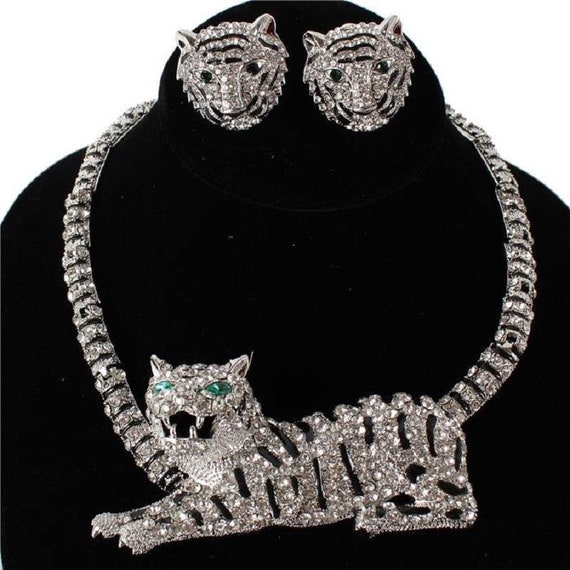 Tiger choker clearance