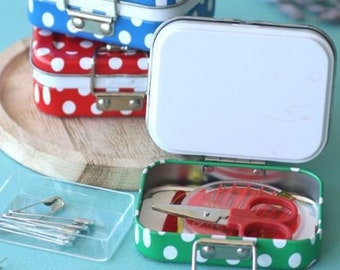 Travel sewing kit