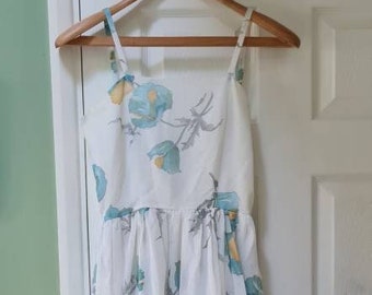 Gorgeous 1960s vintage lightweight cotton sundress (with underskirt) in floral blue, yellow, white and grey