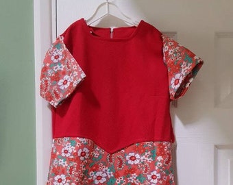 Vintage unworn deadstock 1970s children’s/teen's red floral dress