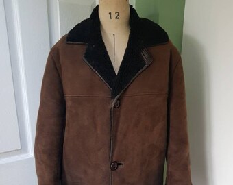A Genuine Nurseys Sheepskin Women's 