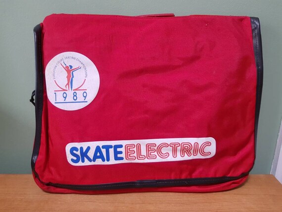 RARE! Ice skating judge's vintage red briefcase/b… - image 3