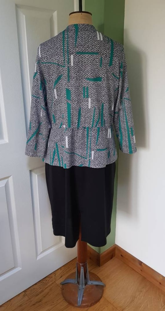 Vintage 1980s ladies' lightweight blazer-style dr… - image 3