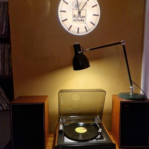 1980 年代の Timebeam Classic by Design Ltd イギリス製プロジェクション クロック - Stephen Savage ロンドン