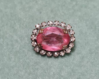 Vintage 1960s pink and white crystal diamanté small brooch