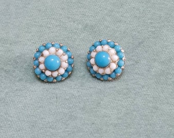 Vintage 1960s turquoise blue, white and gold tone round clip-on earrings