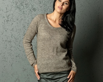 Pull en alpaga, pull en alpaga, pull en laine d'alpaga, pull en alpaga minimaliste, pull en laine en tricot, pull en alpaga en tricot, pull en alpaga marron