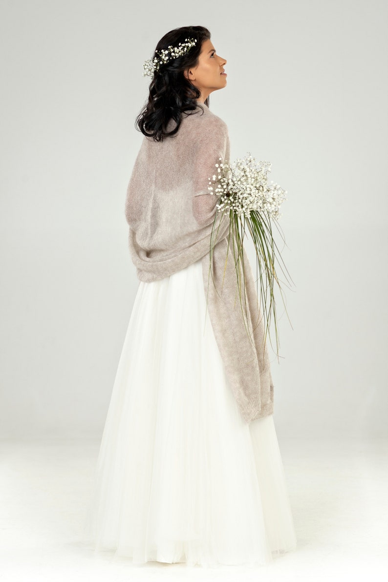 Châle cape de mariage, écharpe de mariage en mohair, châle de mariée, châle de mariage, écharpe de mariage, écharpe de mariée en mohair, écharpe pour une occasion spéciale, écharpe beige image 3