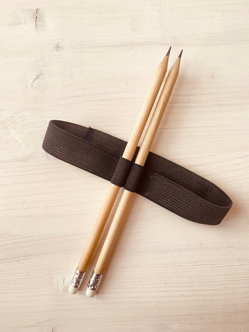 ELASTIC PENCIL HOLDER for NOTEBOOK in Customizable Package, Pencils