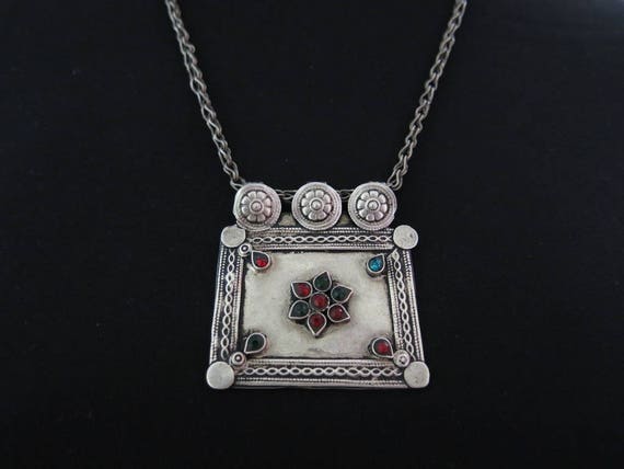 Silver Kuchi pendant
