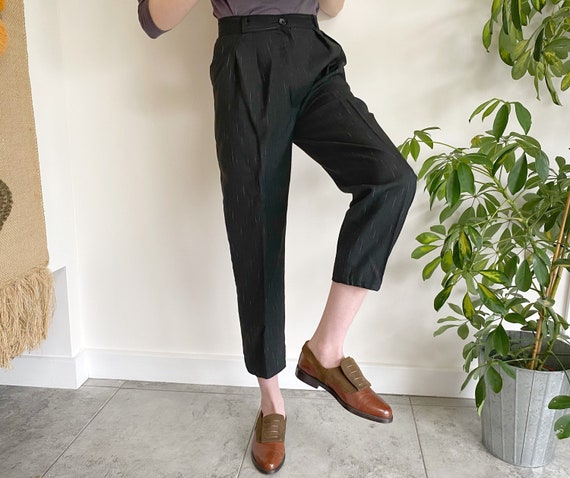Petite Fit UK6 Cropped Black Vintage 