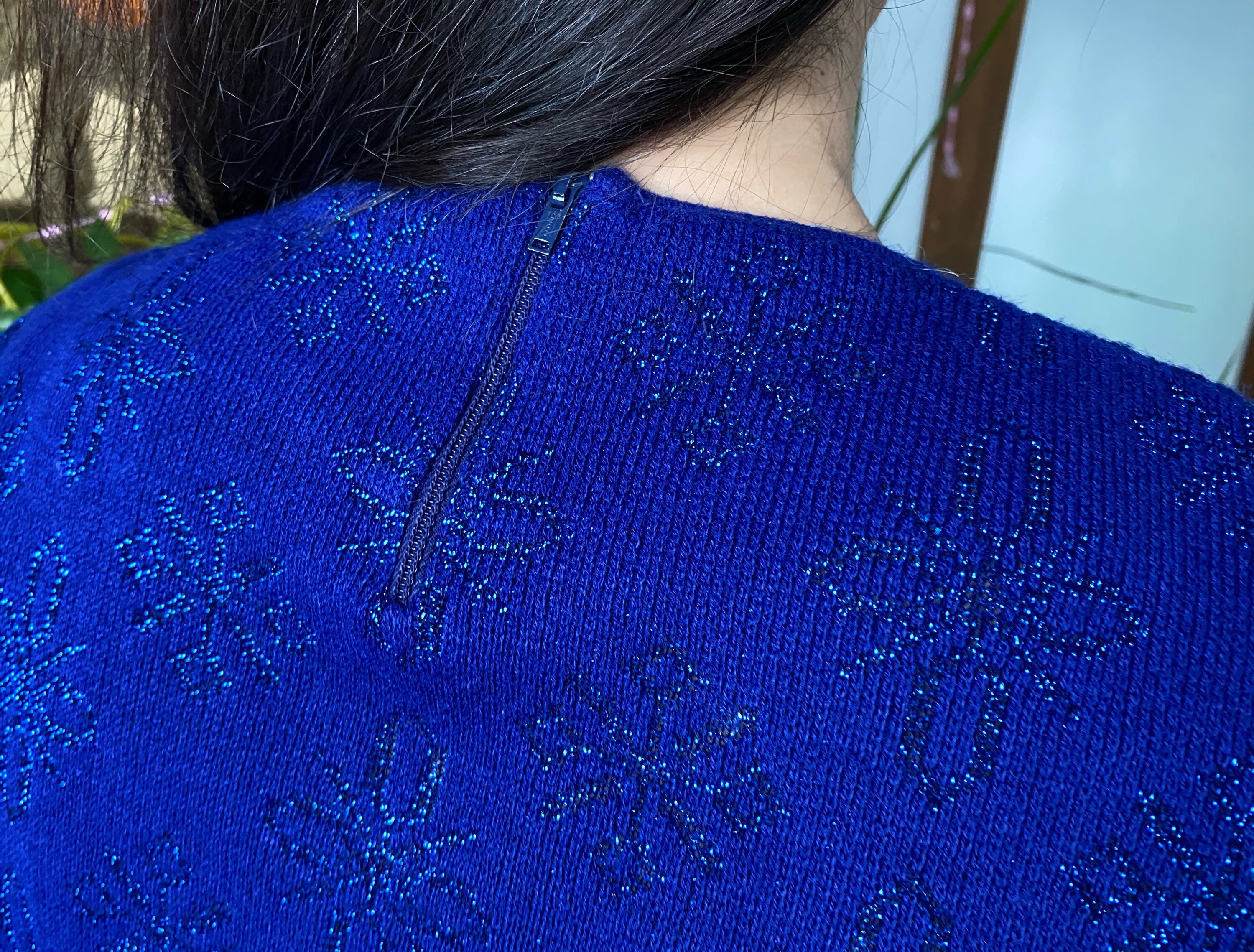 Medium Fit 80s Blue Metallic Sweater 