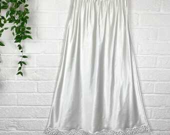 1990s medium cream boho slinky slip skirt, mid length casual fit