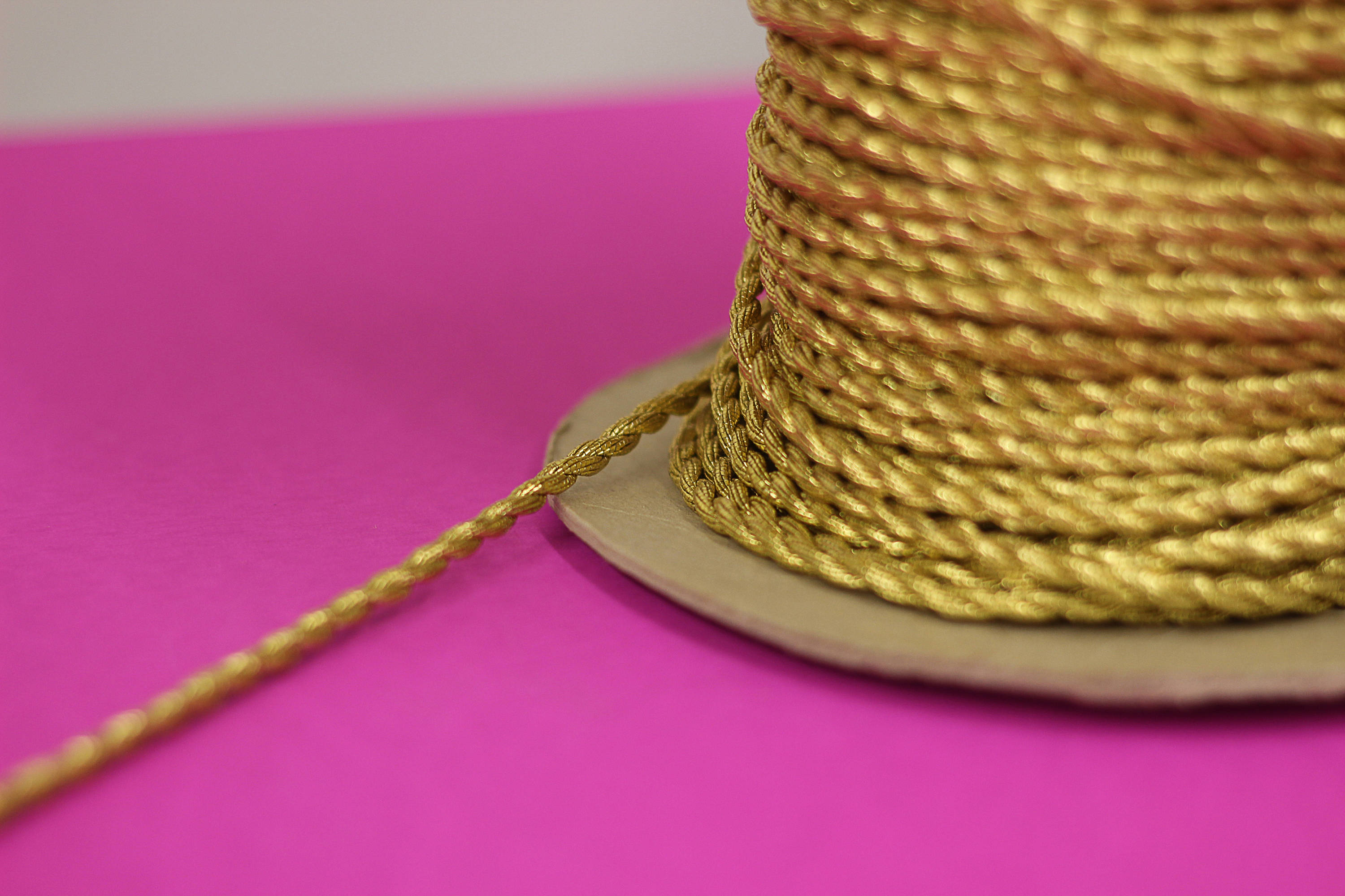 5 Yards Of Holly 3/8" Metallic Twisted Cord Trim | 5 Yard Cut