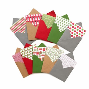 Weihnachtsgeschenkumschläge, kleine Weihnachtsgeschenkanhänger, kleine Karten für Geschenke, niedliche Weihnachtsumschläge, tägliche Notizen von Elfen, sortierte Feiertagsanhänger