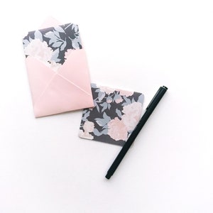 Floral Mini cards, cards with flowers, floral gift tags, pretty stationery, small stationary cards, 3x3 cards, card stock envelopes
