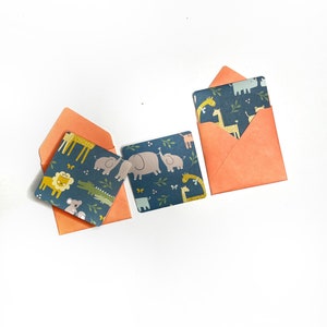 Tarjetas de baby shower, regalo de ducha diminuta, papelería de ciervo lindo, ducha temática en el desierto, ducha de género neutro, tarjeta de revelación de género, tarjeta de regalo