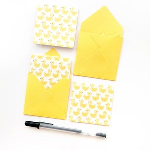 Rubberen eendje mini-kaarten, schattig kraamcadeau, lege minikaarten, kleine gele enveloppen, genderneutrale notitiekaarten, nieuwe babykaarten, 3x3-kaart