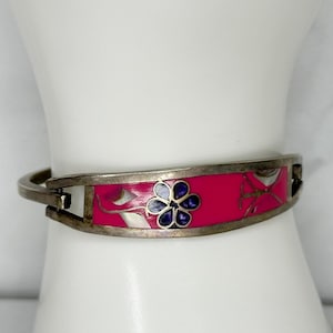 Vintage Silver Tonad Abalone Snäckskal Blomma Fjäril Rosa Inlägg Barn Gångjärn Armband Flickor Smycken