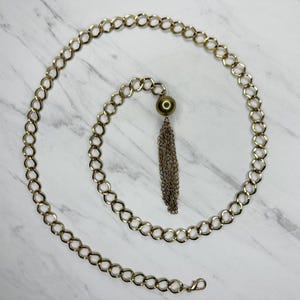 Vintage Gold Tone Chain Link Belt Tassel Charm Small Medium Adjustable Oval Links Statement Piece