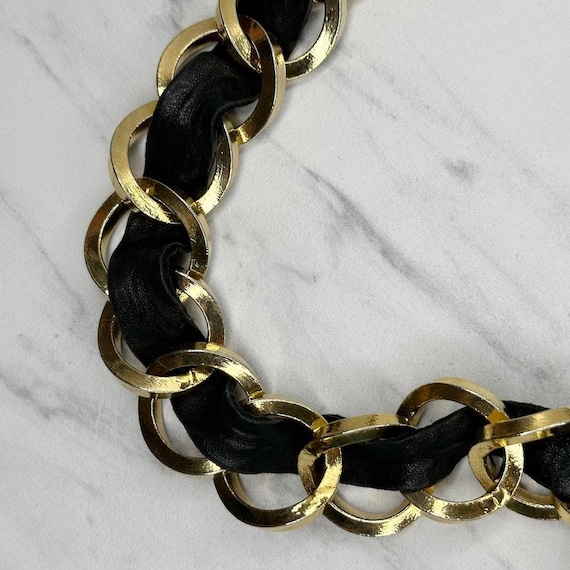 Chanel Gold Chain Belt with Black Leather Weave Vintage Chanel CC 1992 Black Woven Leather Chain Belt main image 4