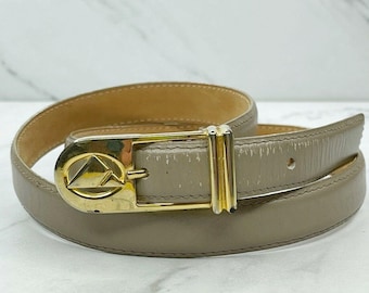 Cinturón vintage de piel semianilina de grano completo gris de Liz Claiborne, talla mediana M