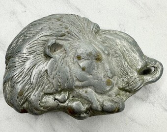 VINTAGE 1970S SOLID BRASS SEA TURTLE BELT BUCKLE HEAVY CAST SCULPTURAL STATEMENT Vintage 1970s Solid BRASS Sea TURTLE Belt Buckle Heavy Cast  main image 2